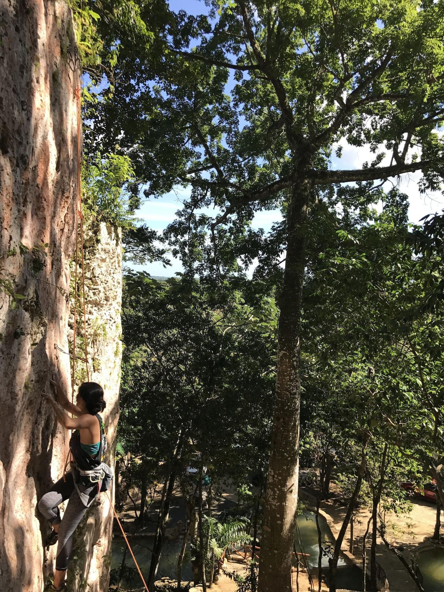Instalaciones Recreativas Altos de Caño Hondo