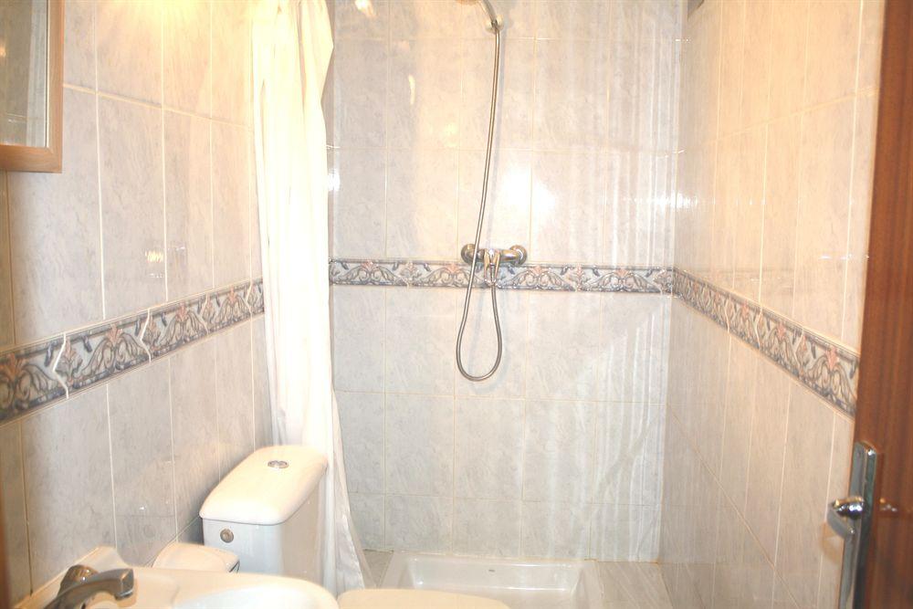 Equipamiento de Habitación AB Pension Granada - Hostel