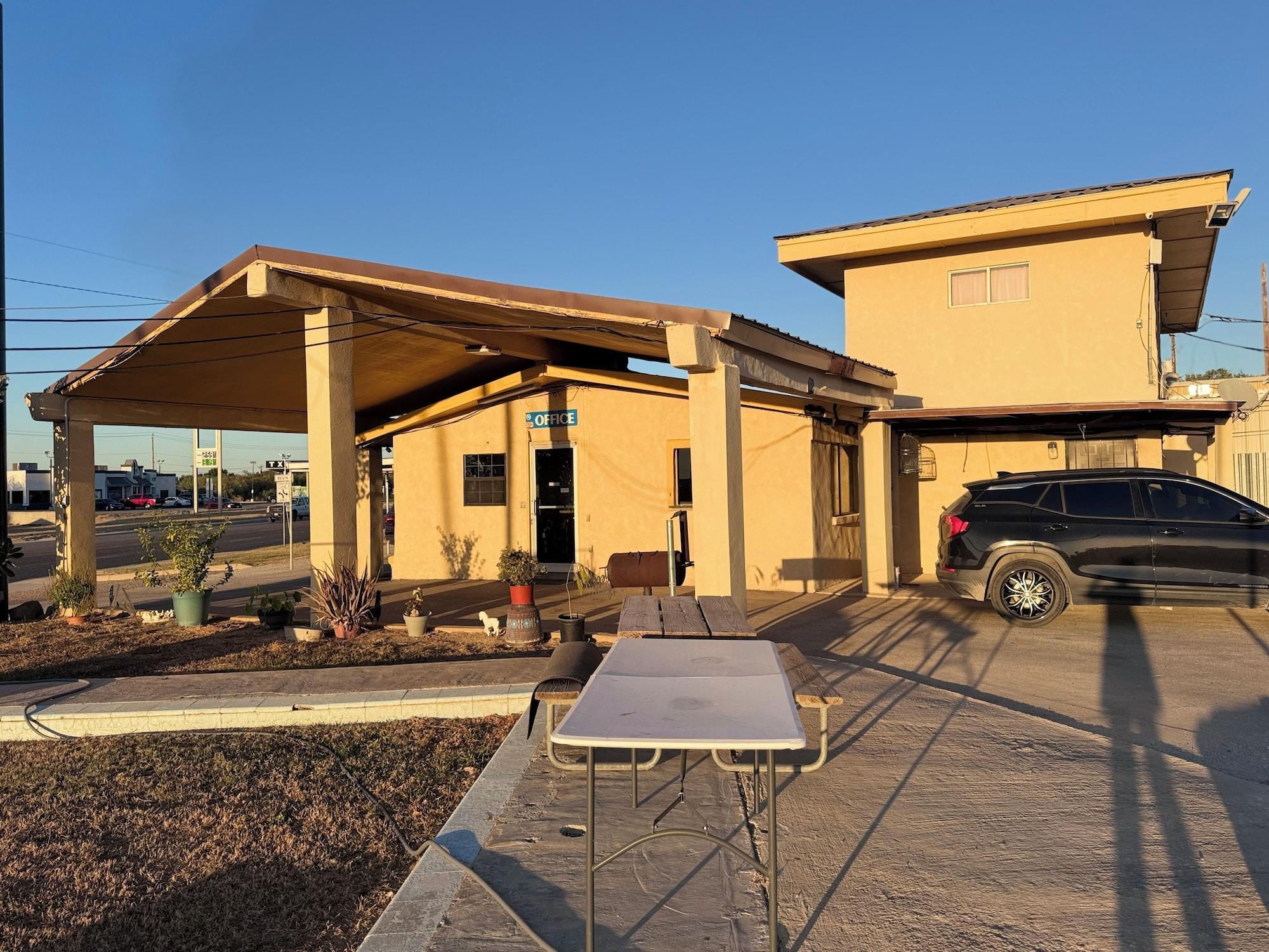 Comodidades del Alojamiento Executive Inn Crystal City