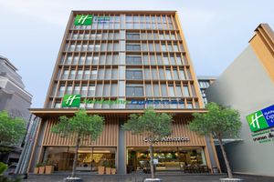 Alojamiento - Holiday Inn Express and Suites Bangkok Central Pier by IHG