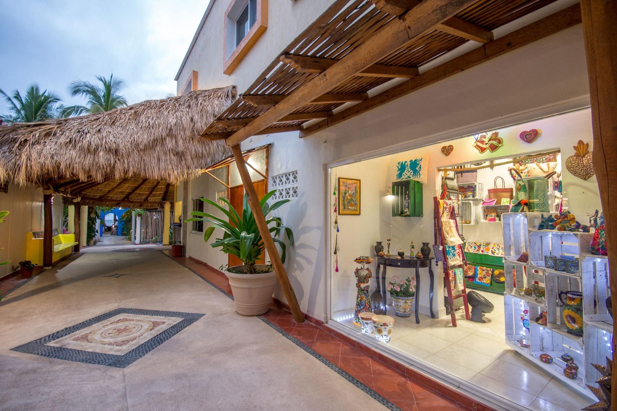 Vista Exterior Hotel Meson de Mita