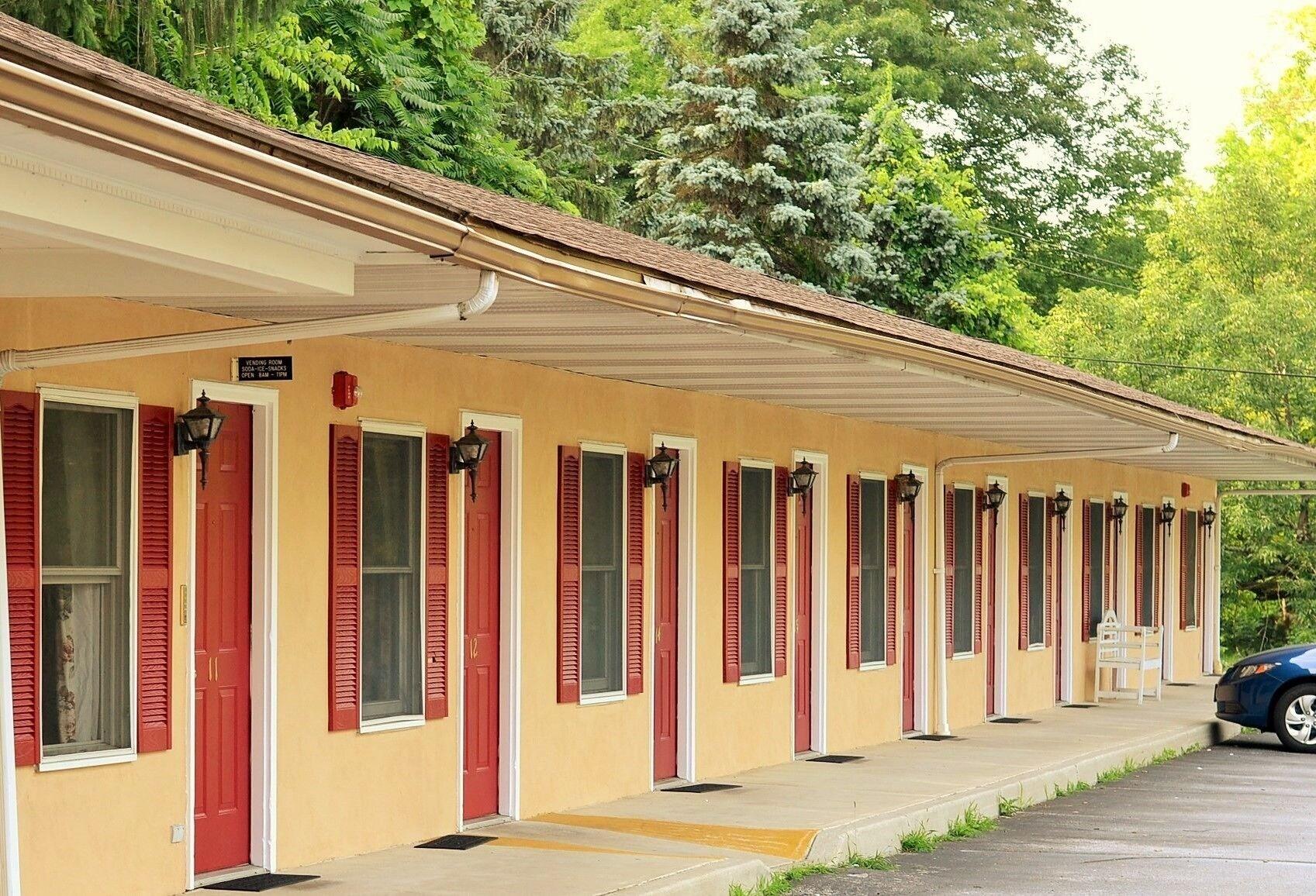 Vista Exterior Holiday Motel