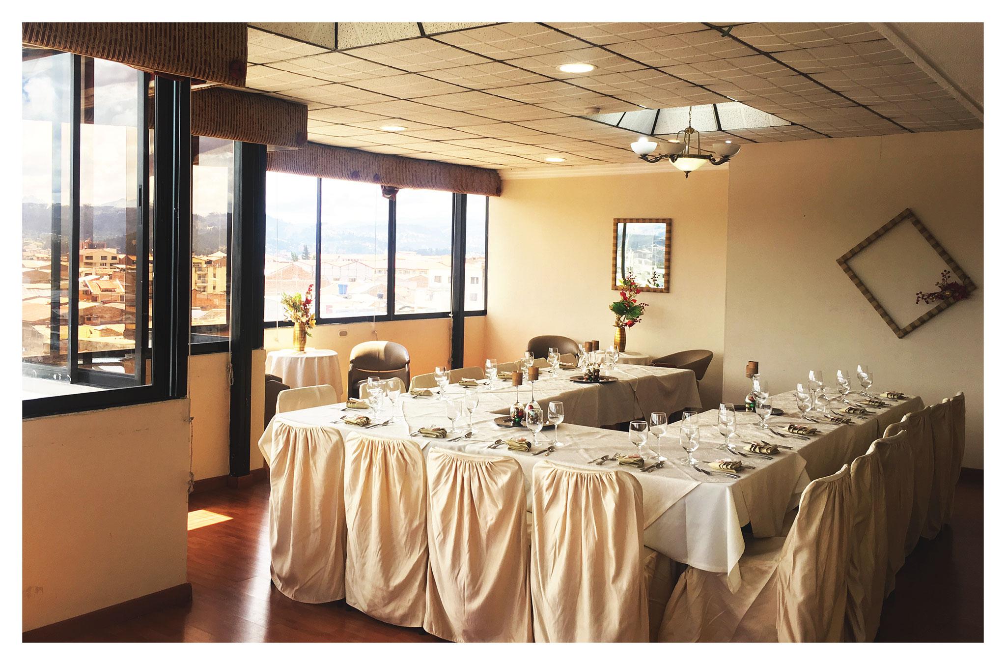Sala de Reuniones Hotel Italia Cuenca - Tranvía Centro y Aeropuerto