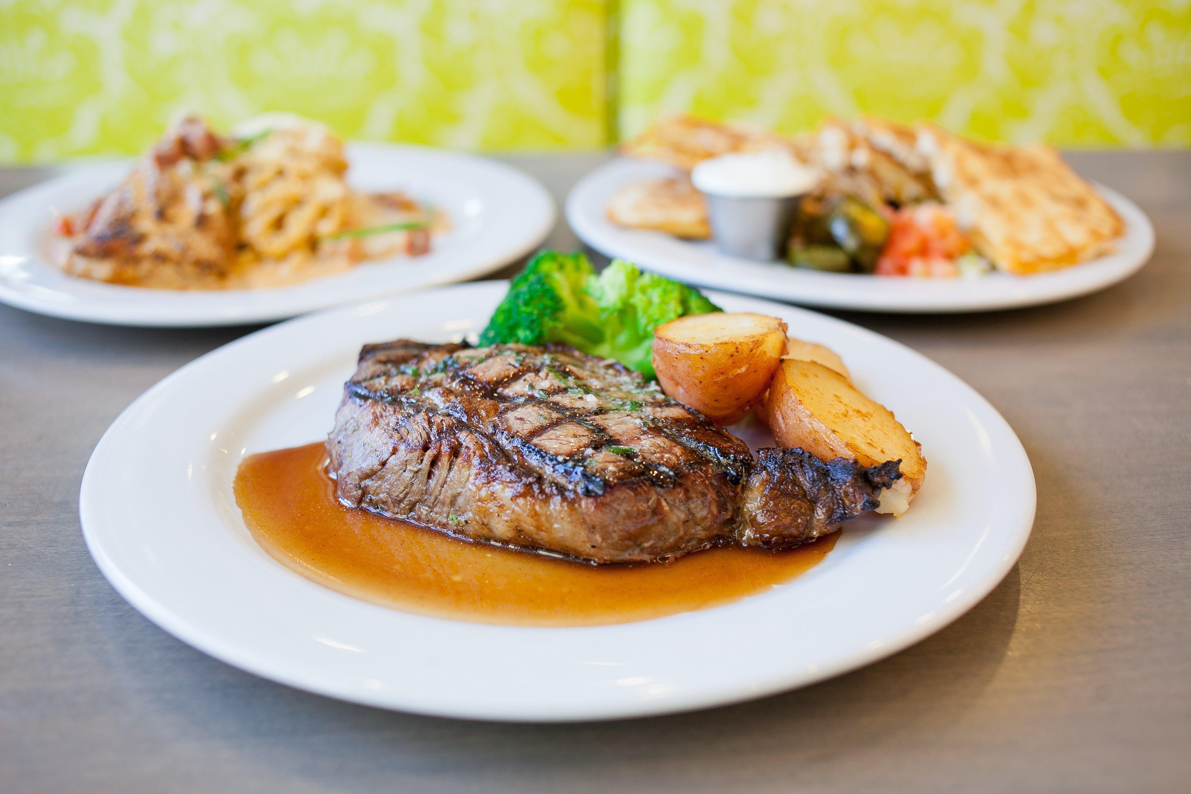 Restaurant Holiday Inn Resort Fort Walton Beach by IHG