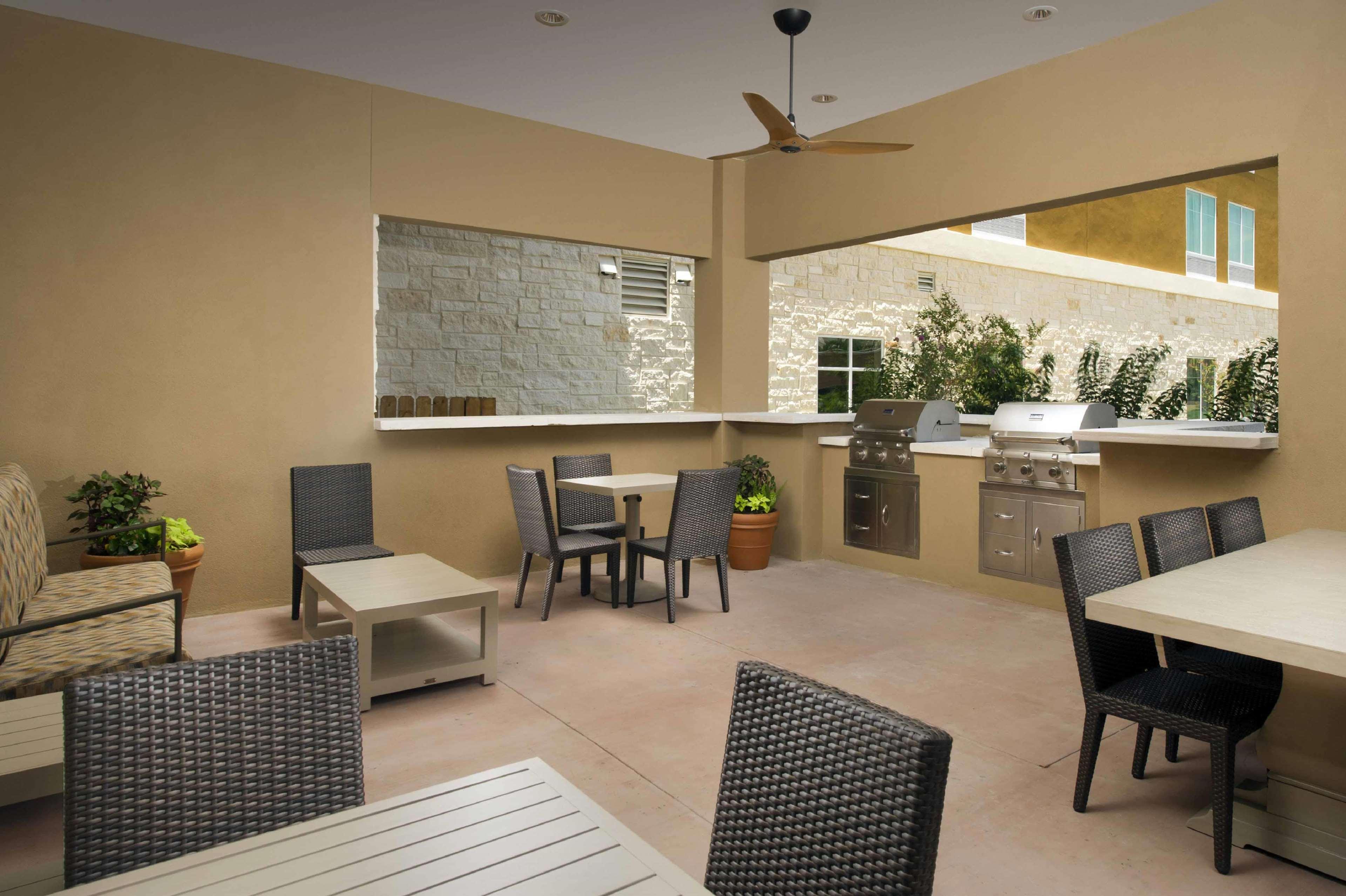 Vista Lobby Homewood Suites by Hilton San Antonio Airport