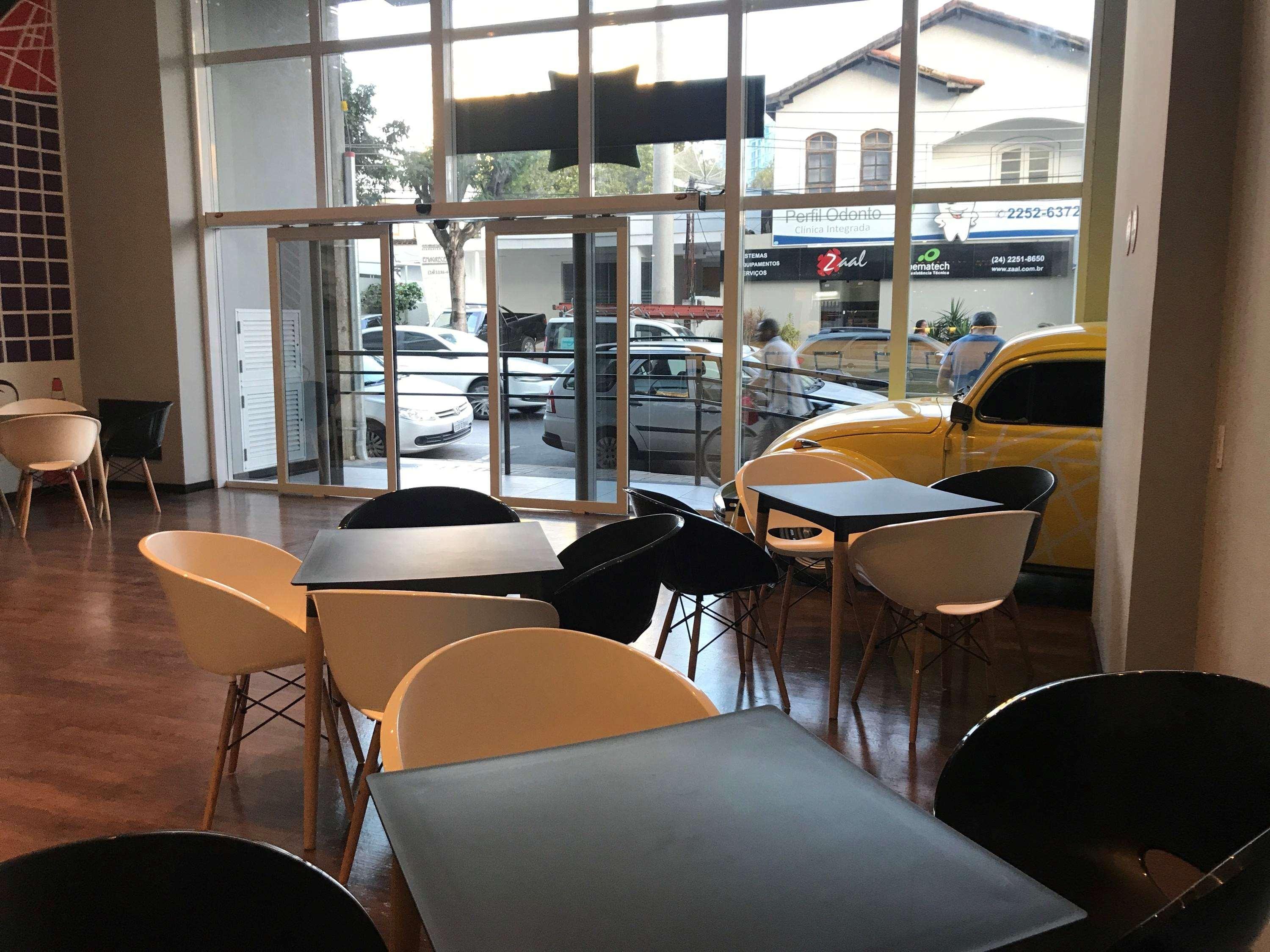 Bar/Salón Ibis Styles Três Rios