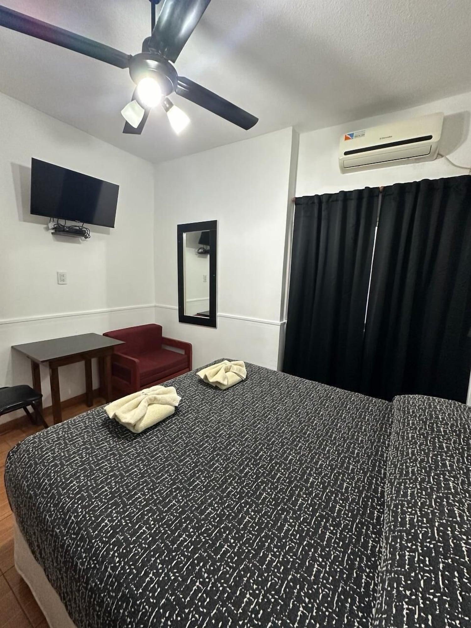Varios Hotel Quito
