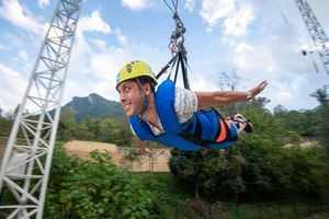Actividad - Salto pendular en el Parque Ecoturístico Cola de Caballo