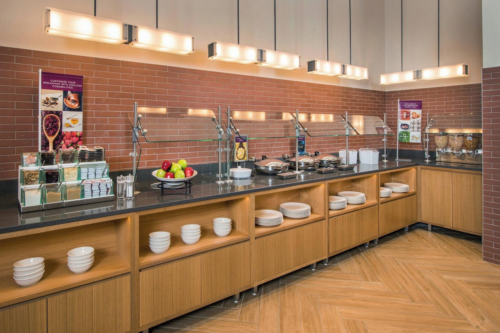 Restaurant Residence Inn by Marriott Baltimore at The Johns Hopkins Medical Campus