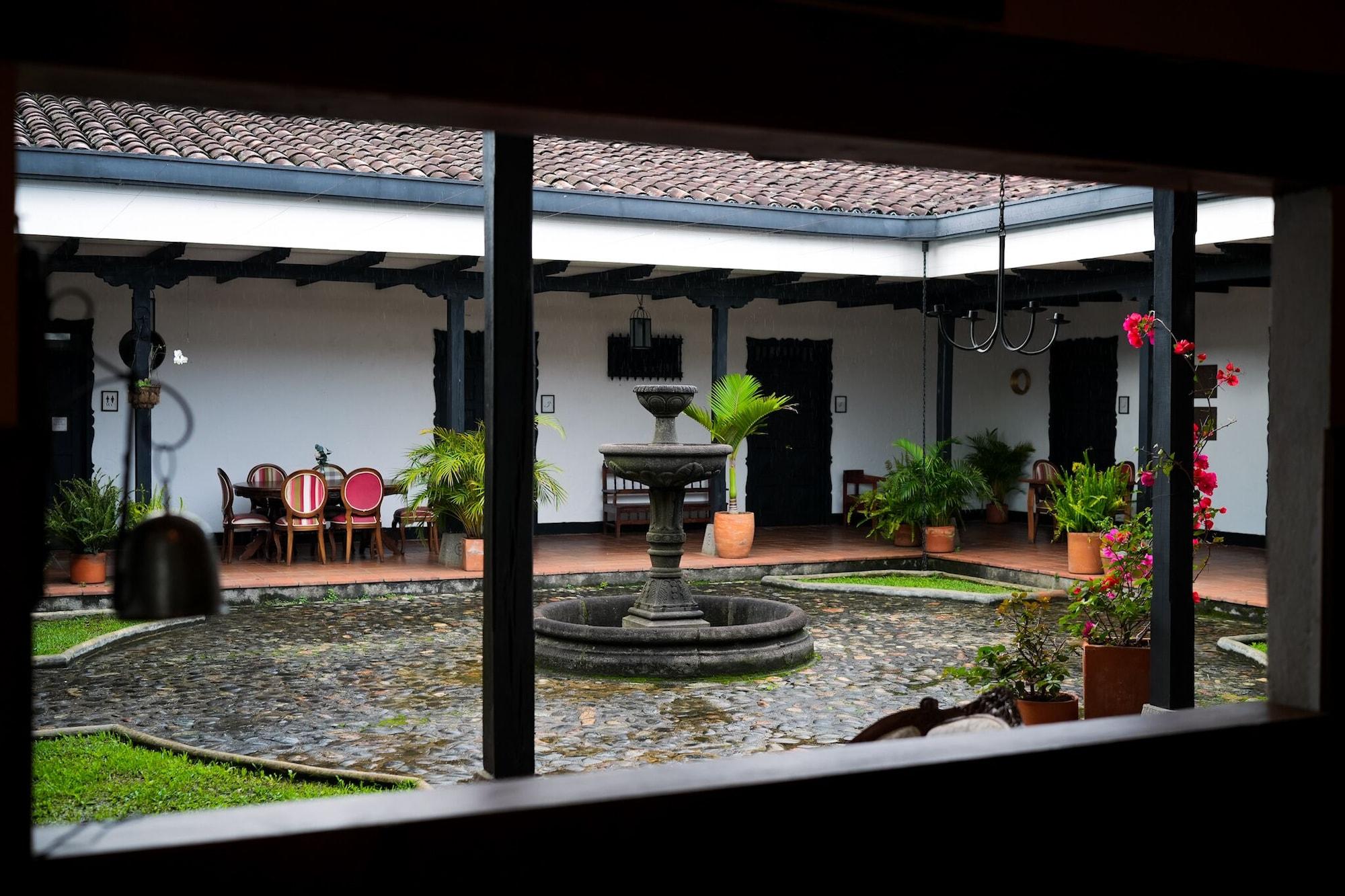 Vista Exterior Hotel Hacienda Supracafe