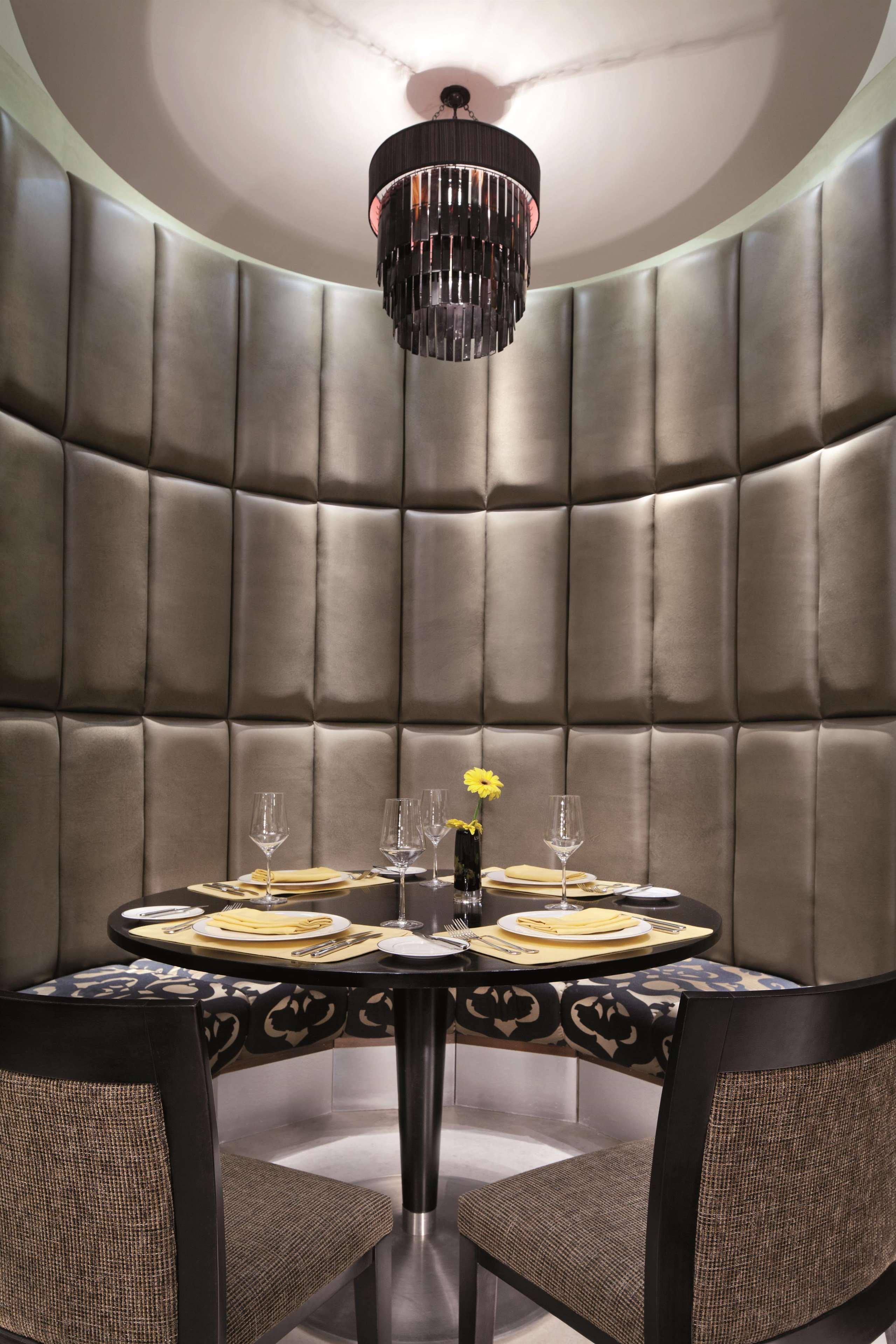 Restaurant Fairmont Makkah Clock Royal Tower