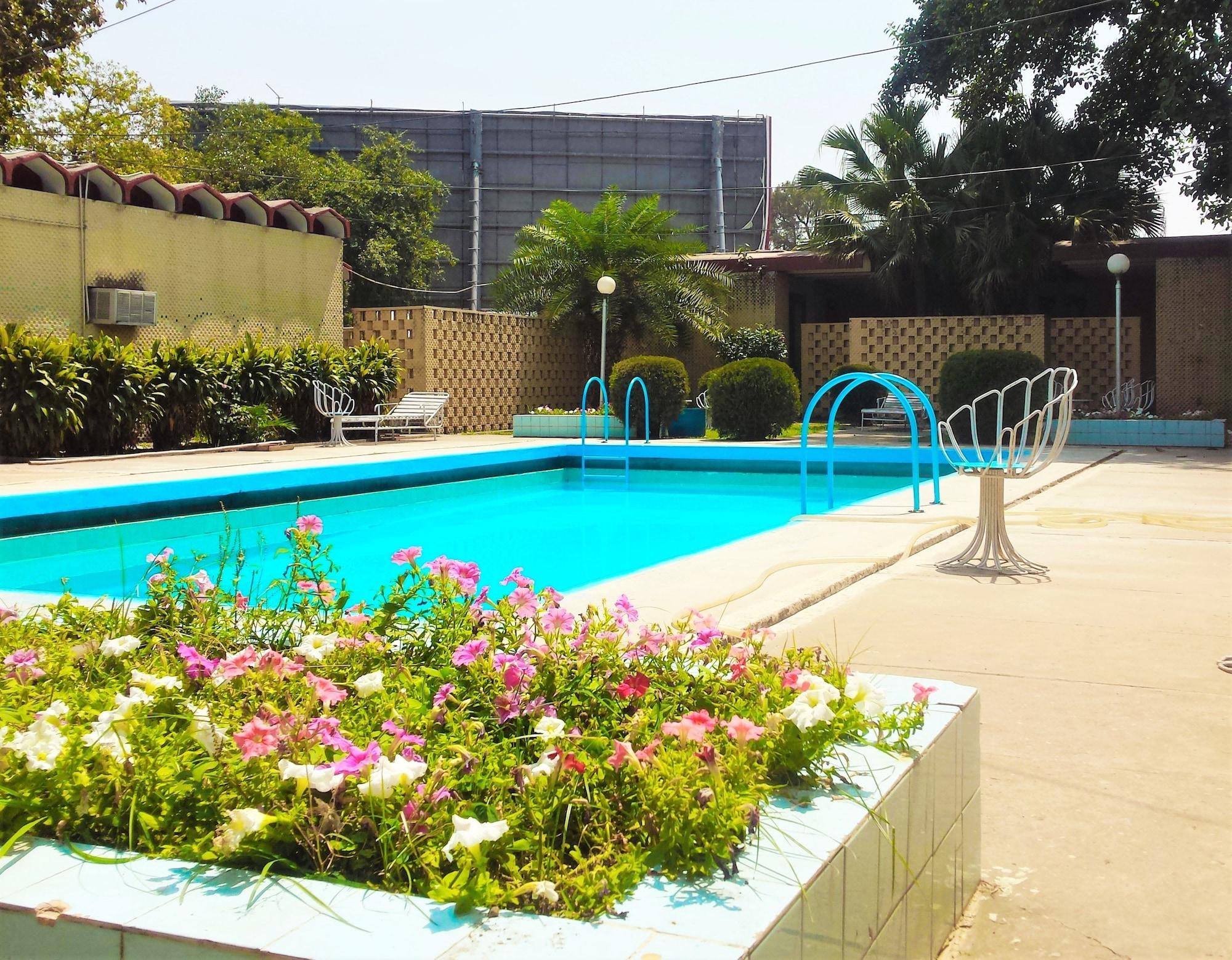 Vista Piscina Flashman's Hotel