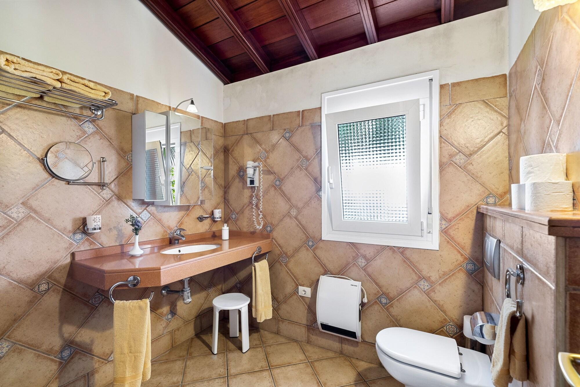 Equipamiento de Habitación Vistamar