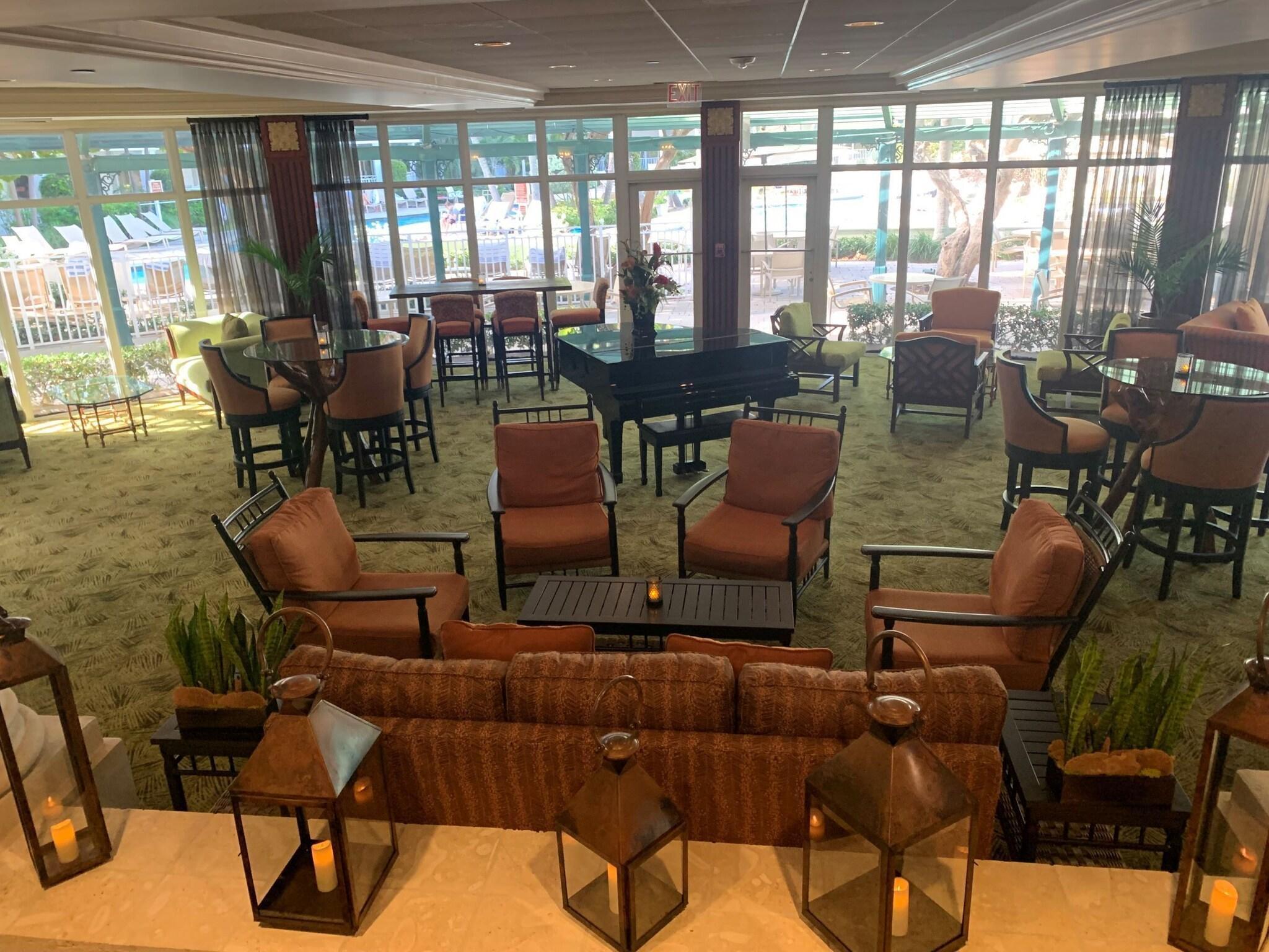 Vista Lobby Lago Mar Beach Resort & Club