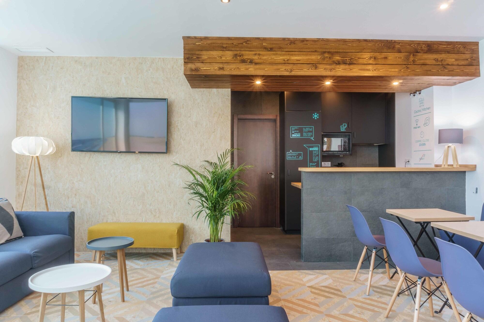 Vista Lobby TAKE Hostel Conil