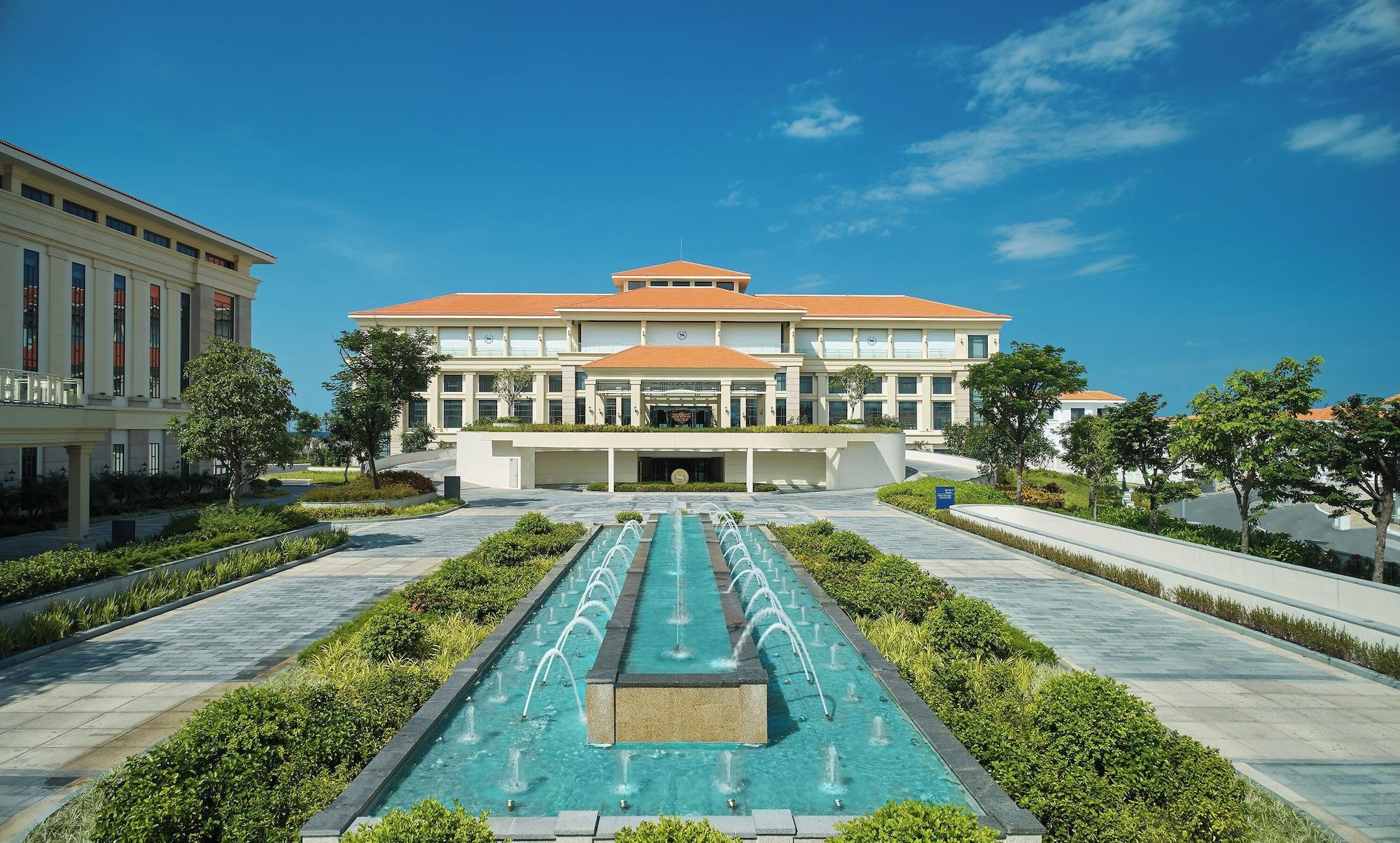 Vista Exterior Sheraton Grand Danang Beach Resort & Spa