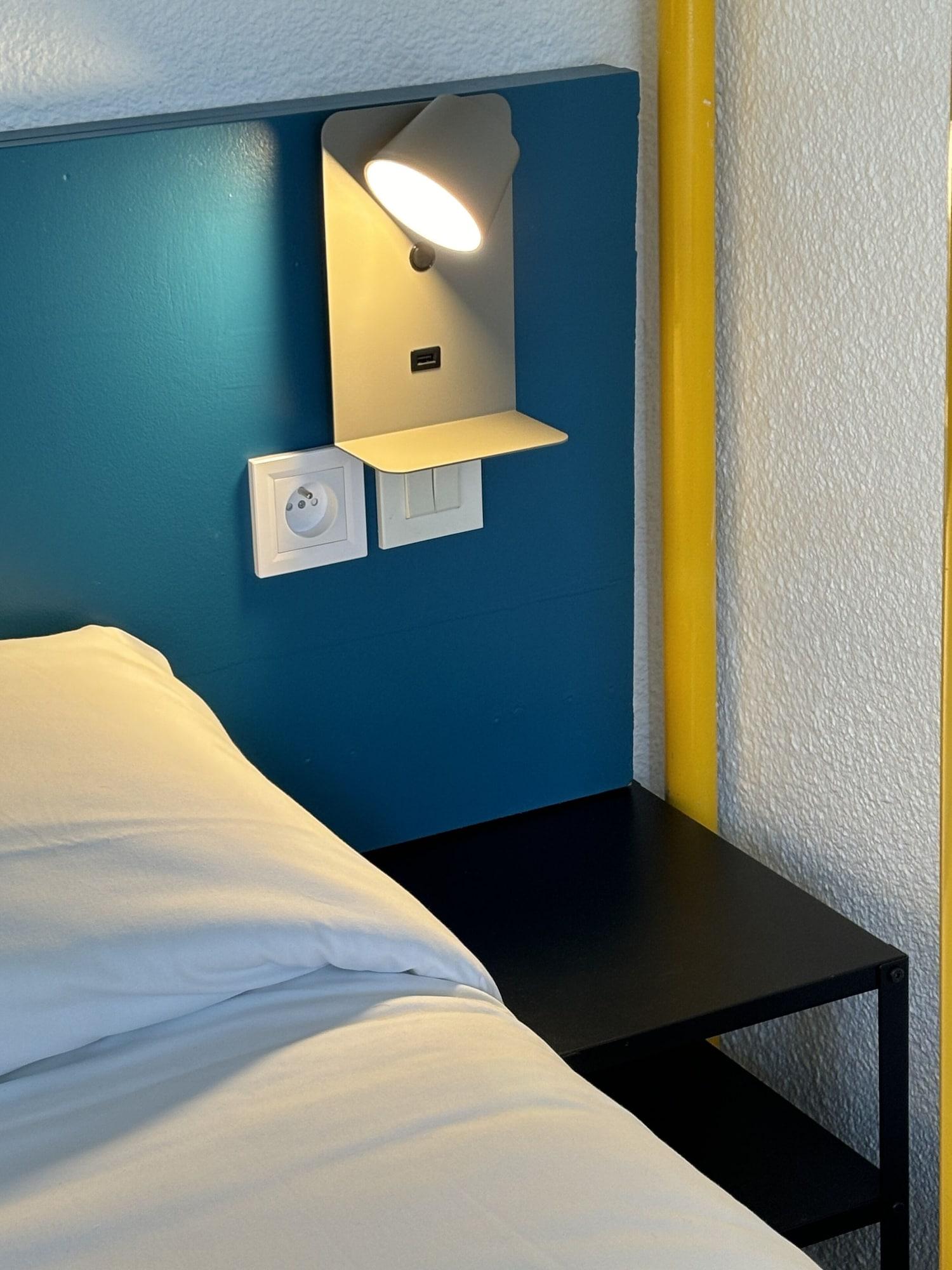 Set de Habitación Hôtel Face West Le Pontet