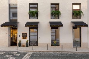 Alojamiento - The Emerald House Lisbon, Curio Collection By Hilton