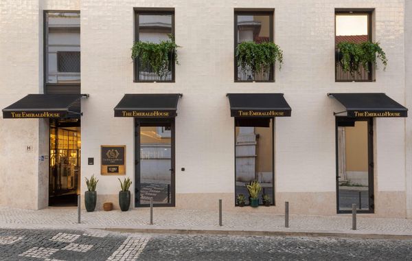 The Emerald House Lisbon, Curio Collection By Hilton