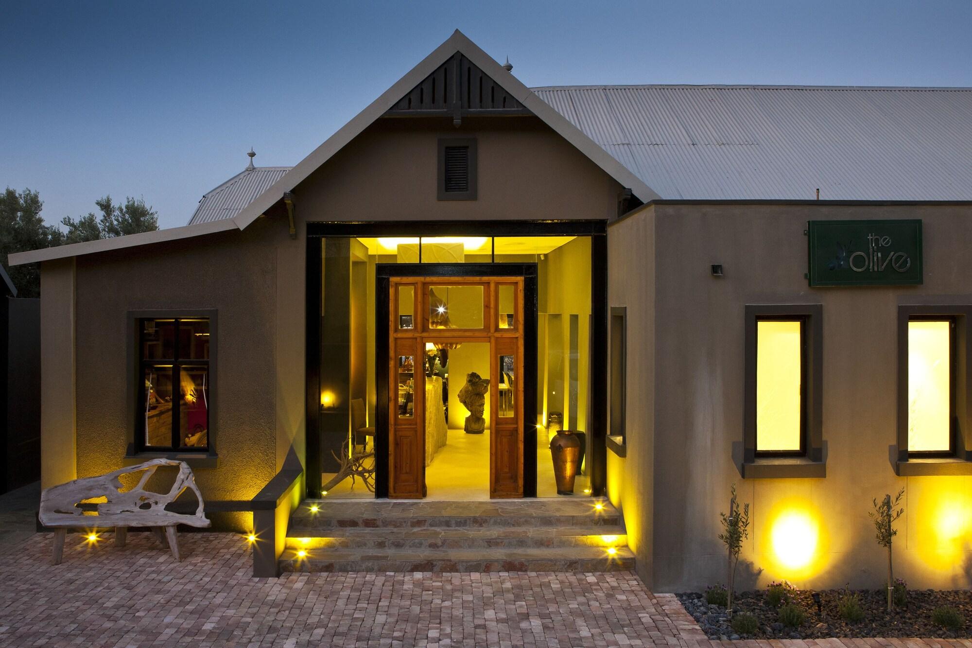 Vista Exterior The Olive Exclusive All-Suite Hotel