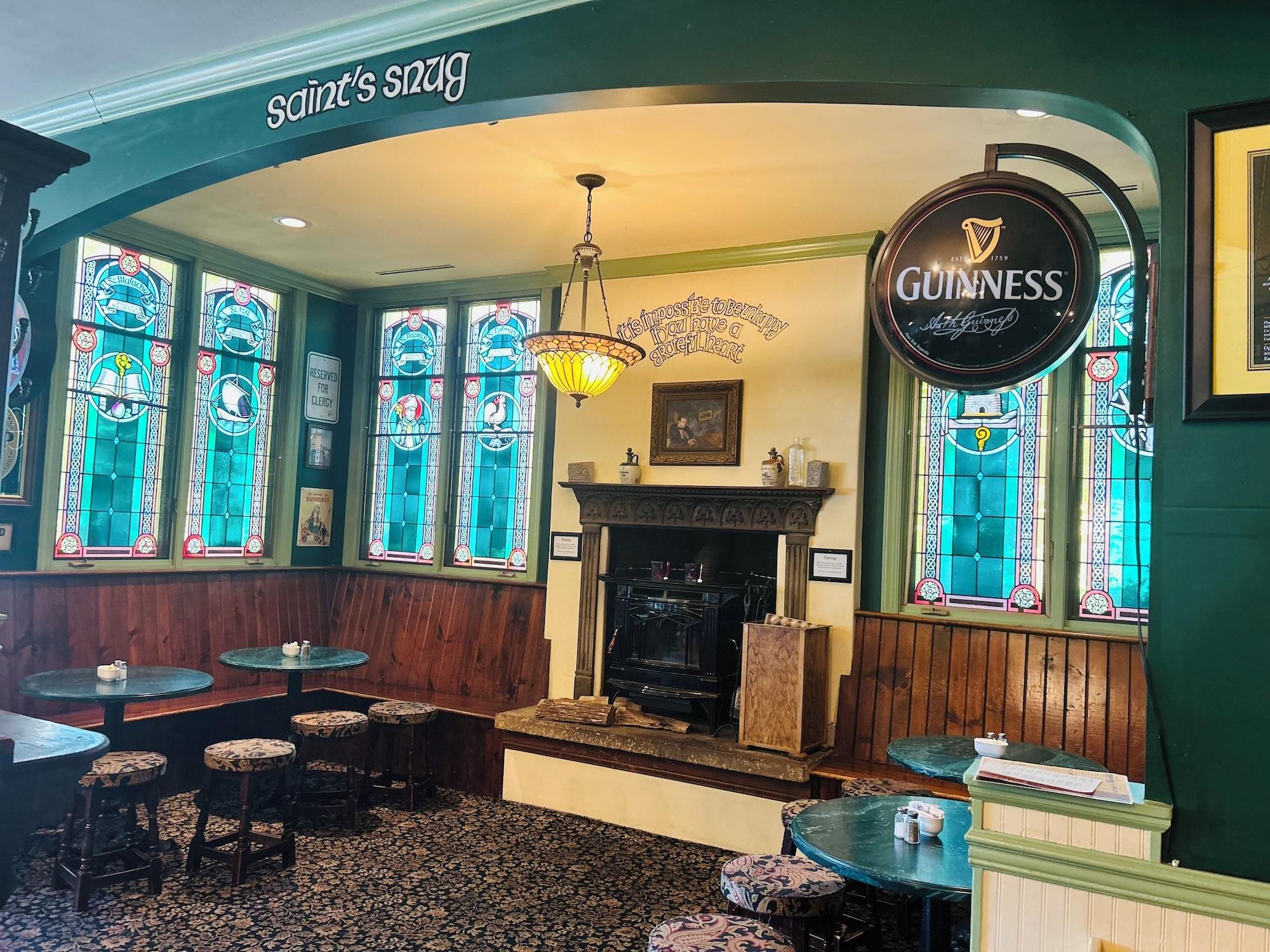 Restaurant County Clare Irish Hotel & Pub