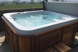 Alquiler Vacacional - Set on a working Dairy farm  stunning views, a hot tub and pet freindly