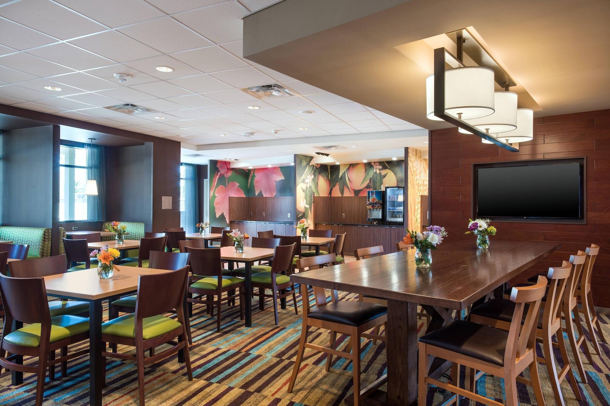 Restaurant Fairfield Inn & Suites San Diego North/San Marcos