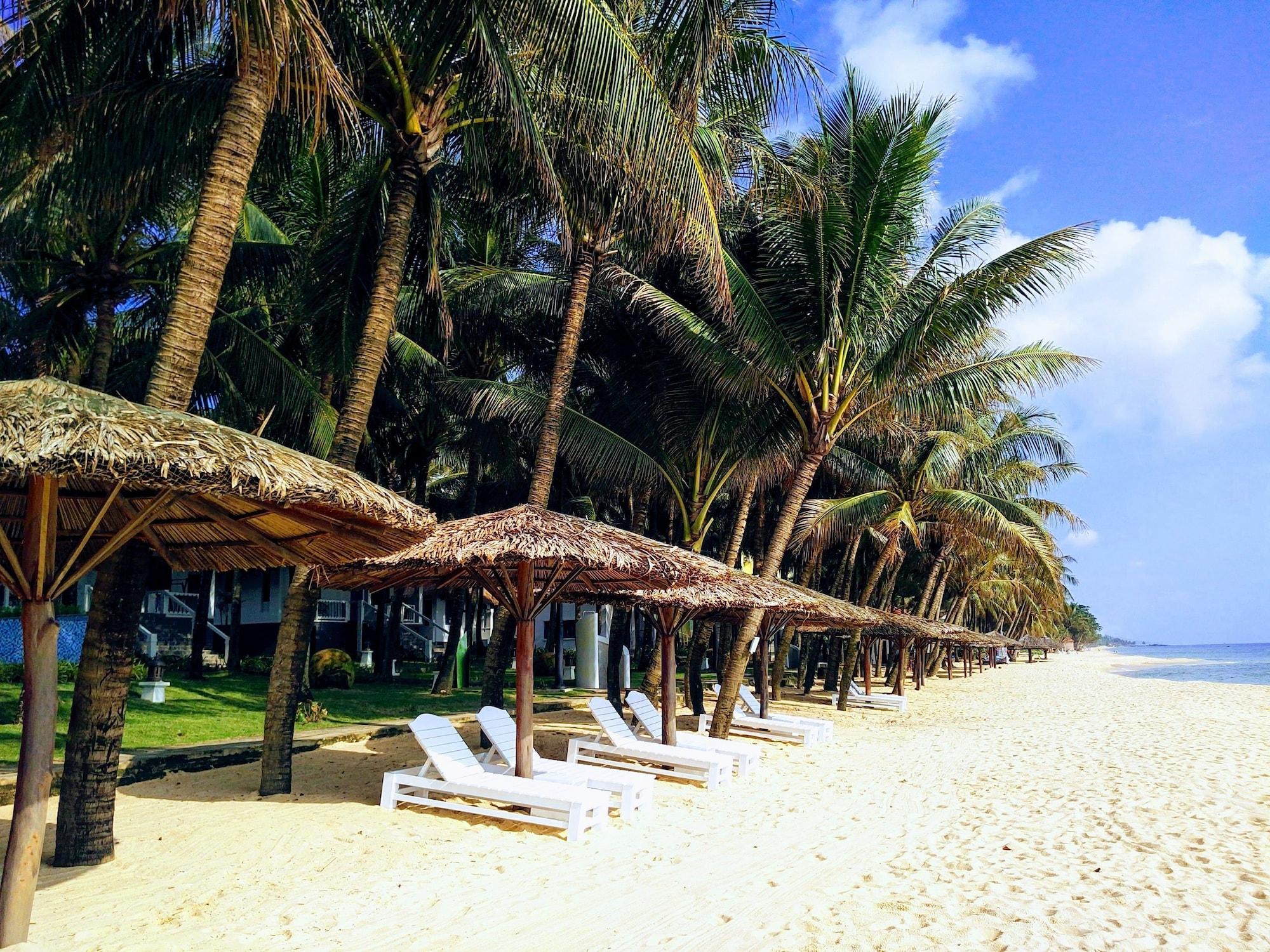 Playa L'Azure Resort and Spa