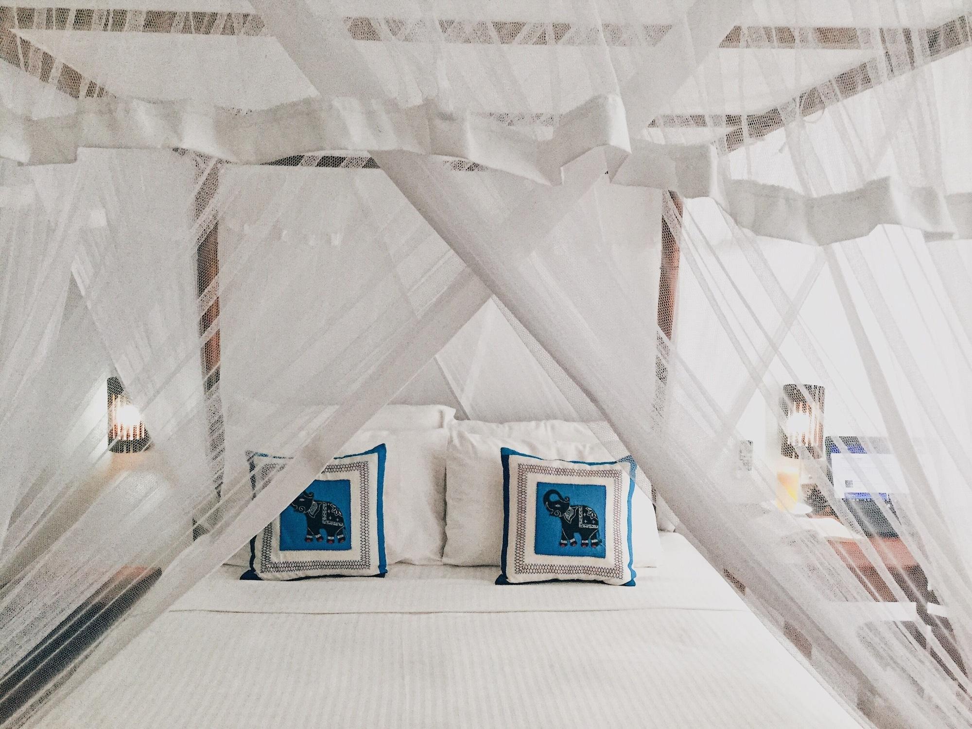 Varios Hanthana House