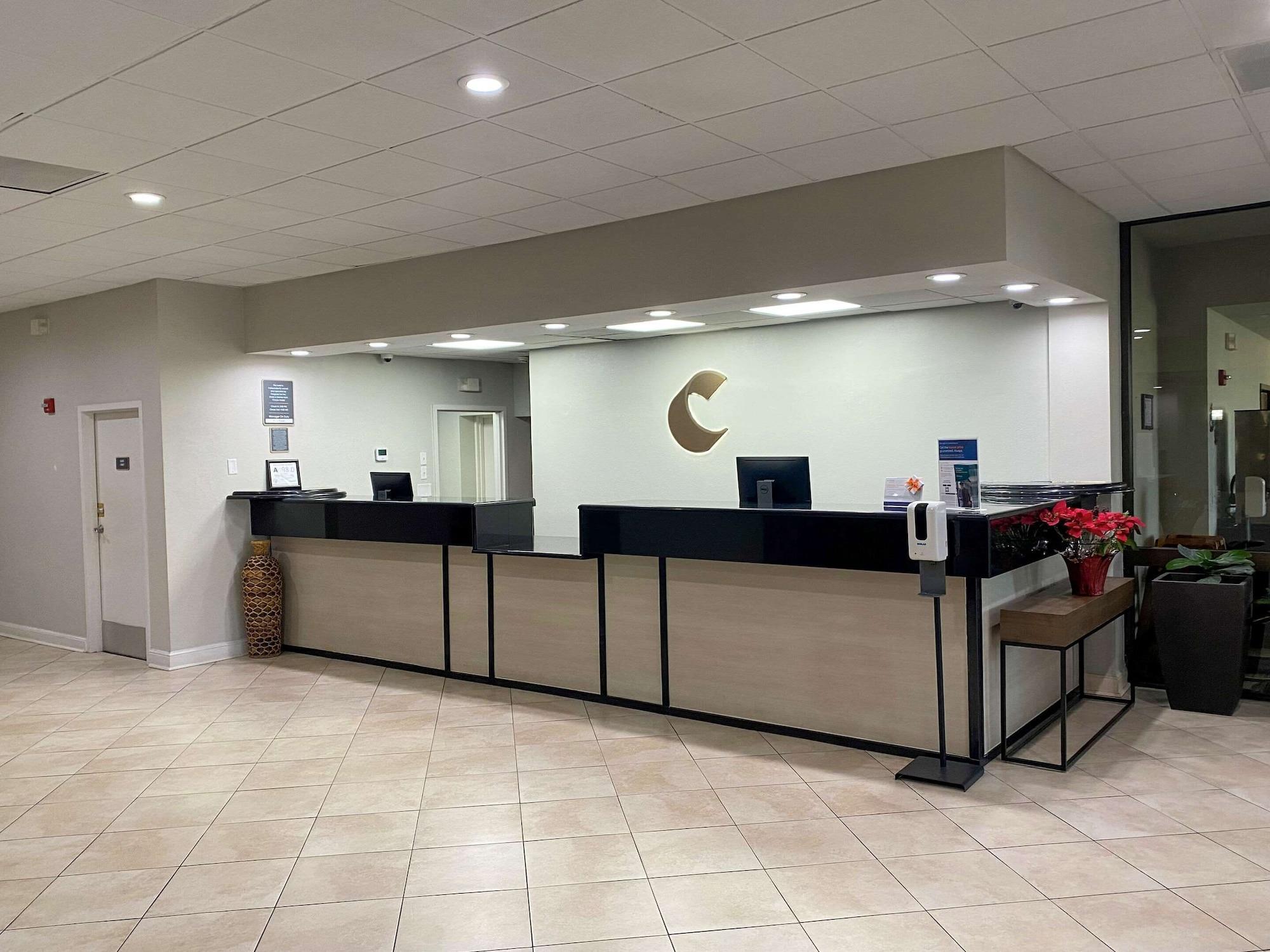 Vista Lobby MainStay Suites Conover-Hickory