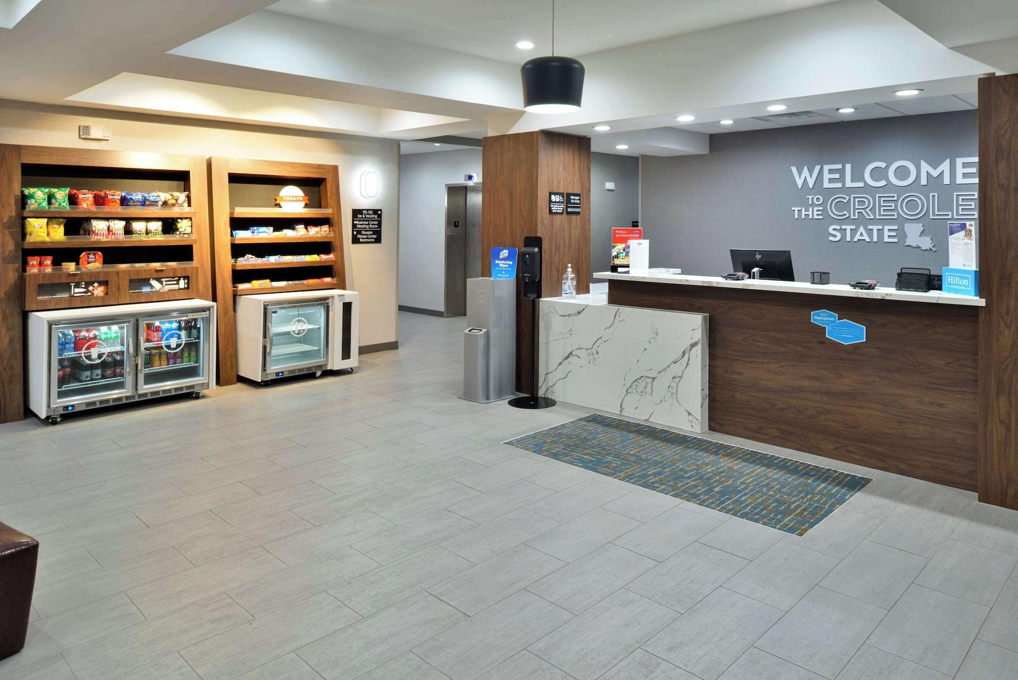 Vista Lobby Hampton Inn Laplace