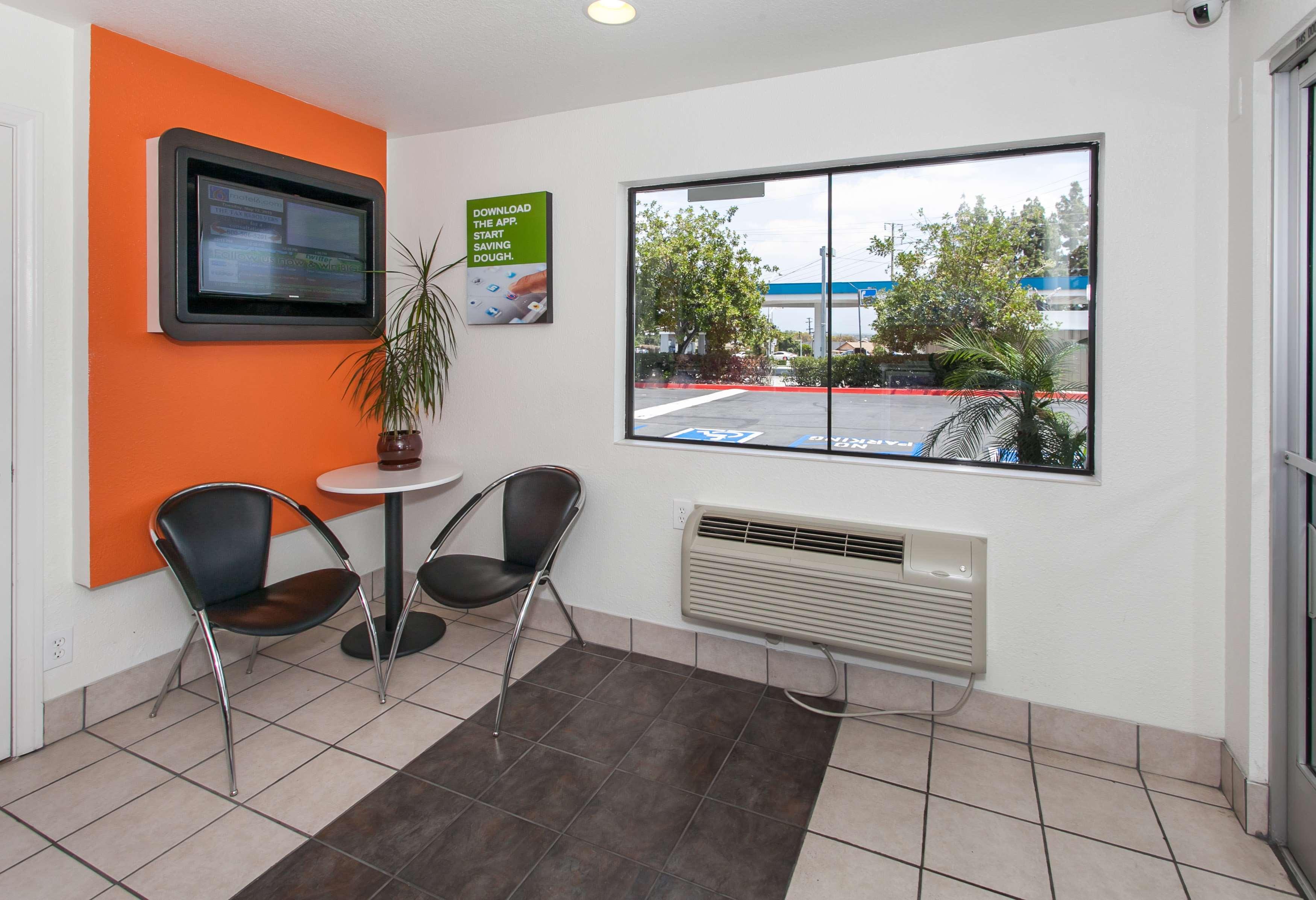 Vista Lobby Motel 6 Rosemead, CA - Los Angeles