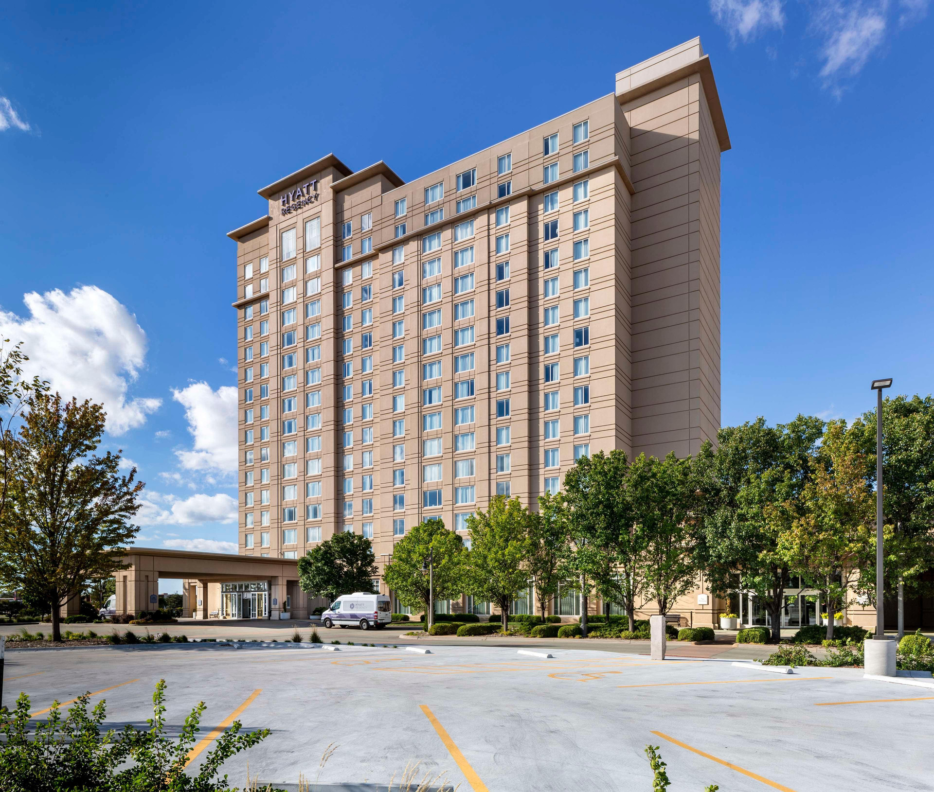 Vista Exterior Hyatt Regency Wichita