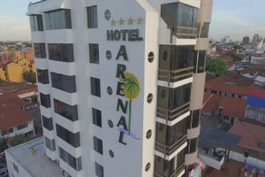 Hospedagens - Hotel Arenal