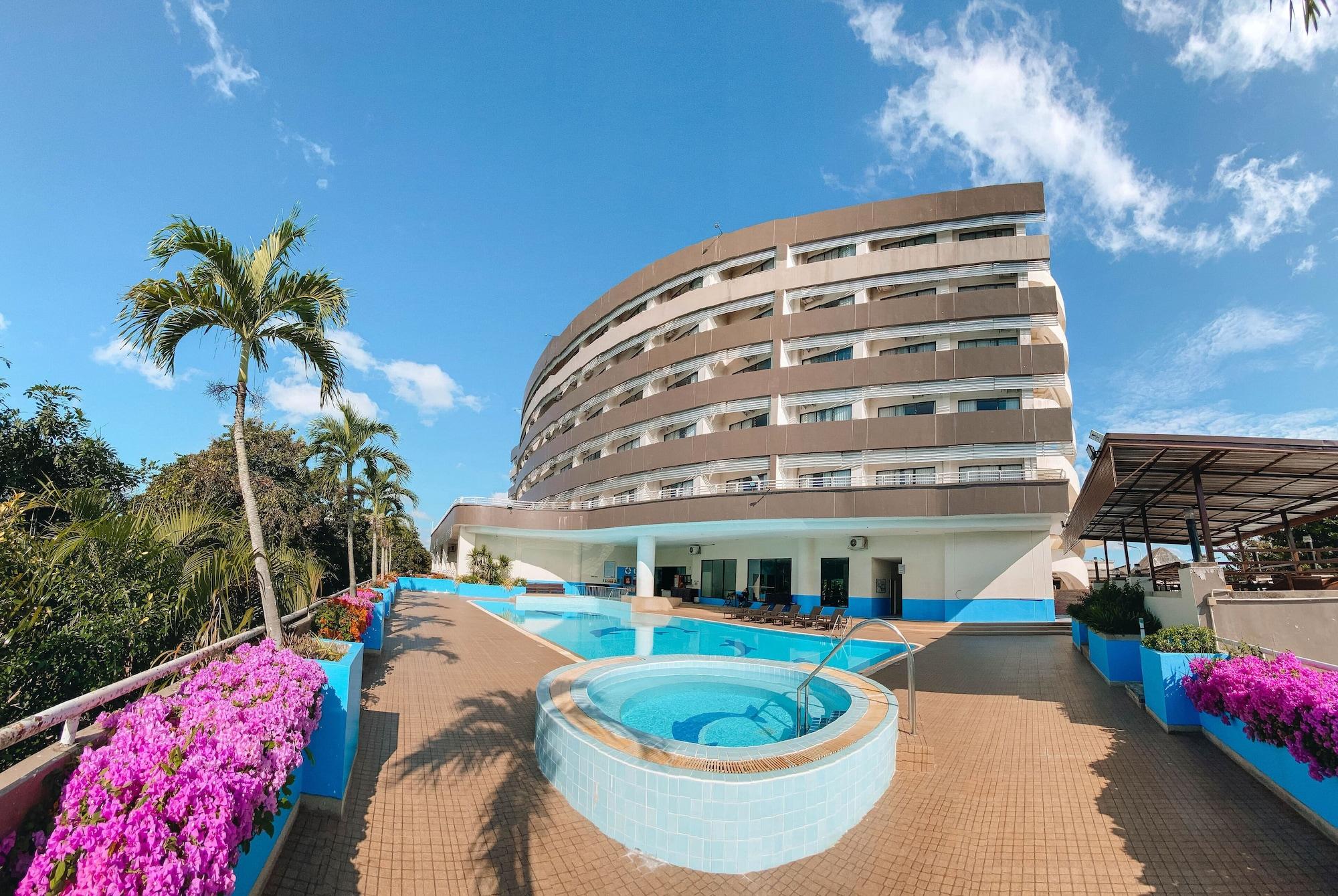 Vista Exterior Loei Palace Hotel