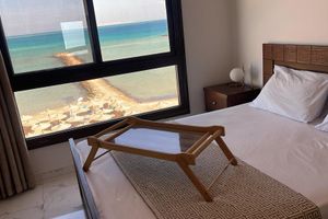 Alquiler Vacacional - My Sky • Wake to the Sea • Quiet Coastal Apartment + Private Beach