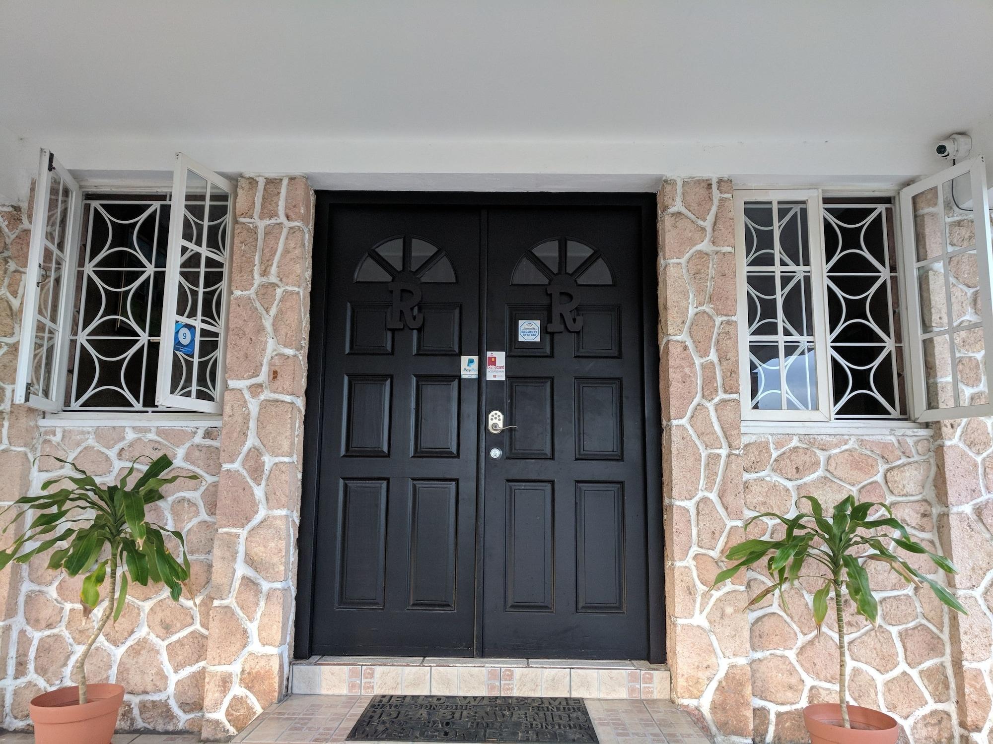 Vista Exterior Rockhampton Retreat Guest House