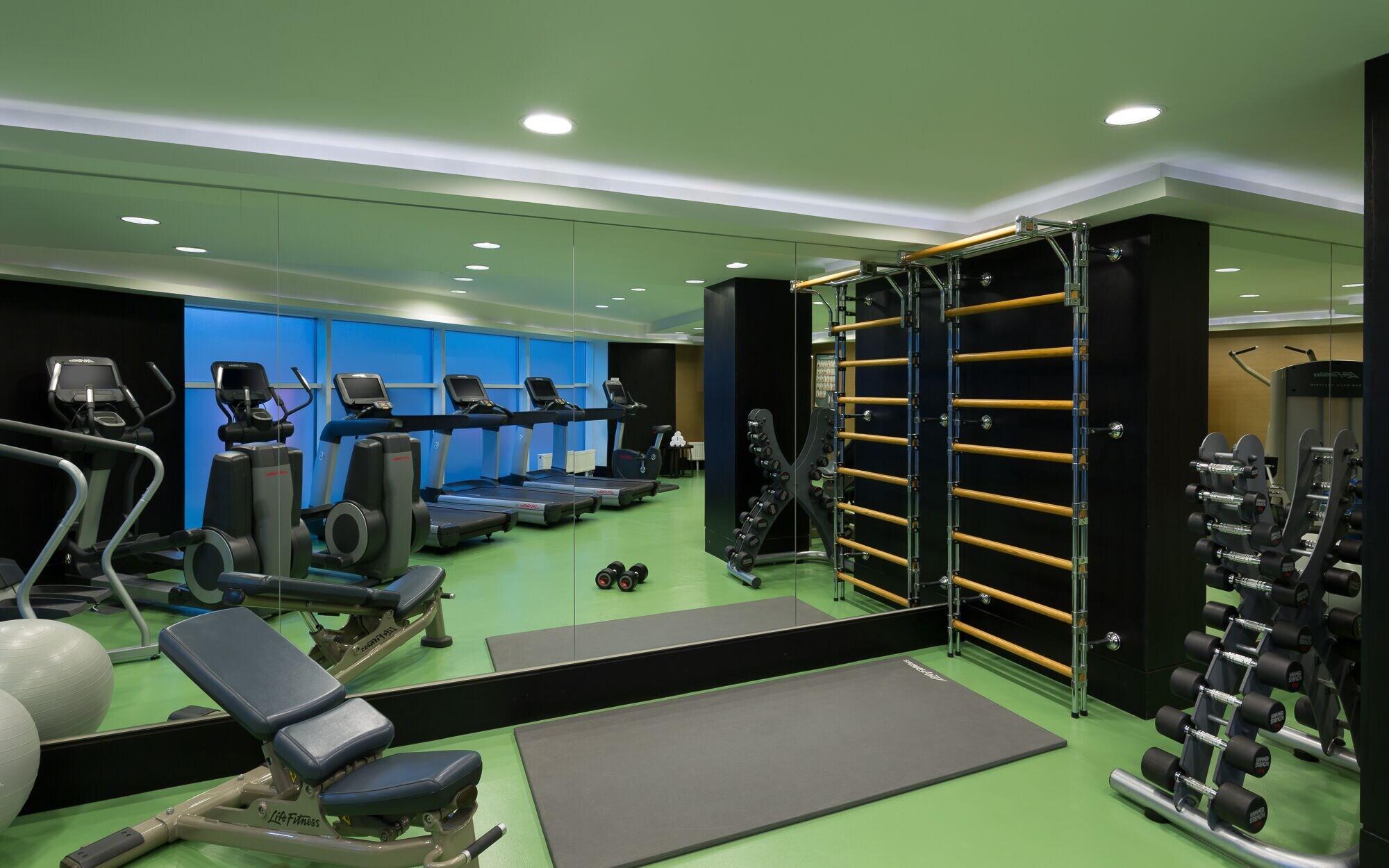 Gimnasio Saad Hotel Astana