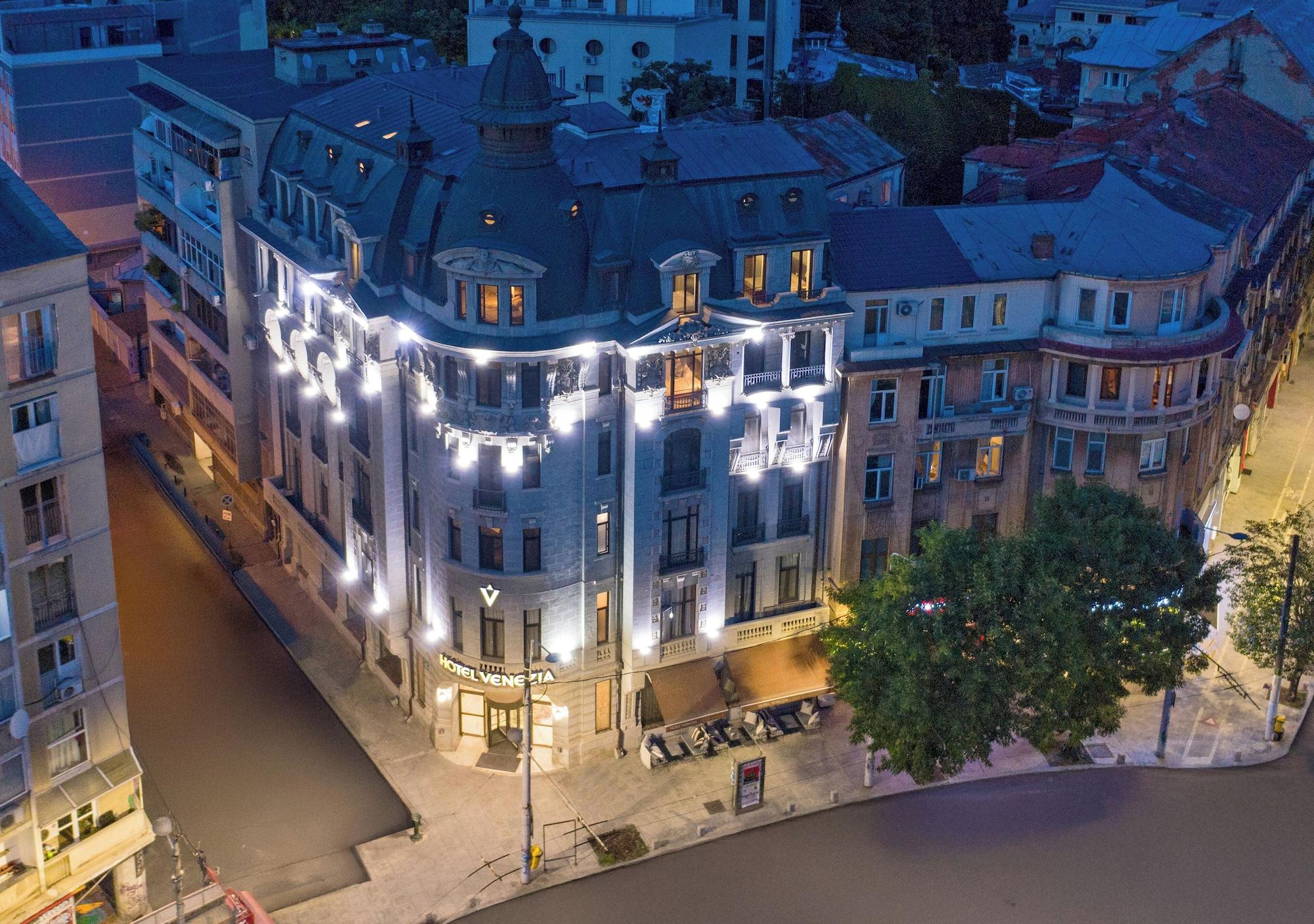 Vista Exterior Zeus Essence Bucharest Venezia