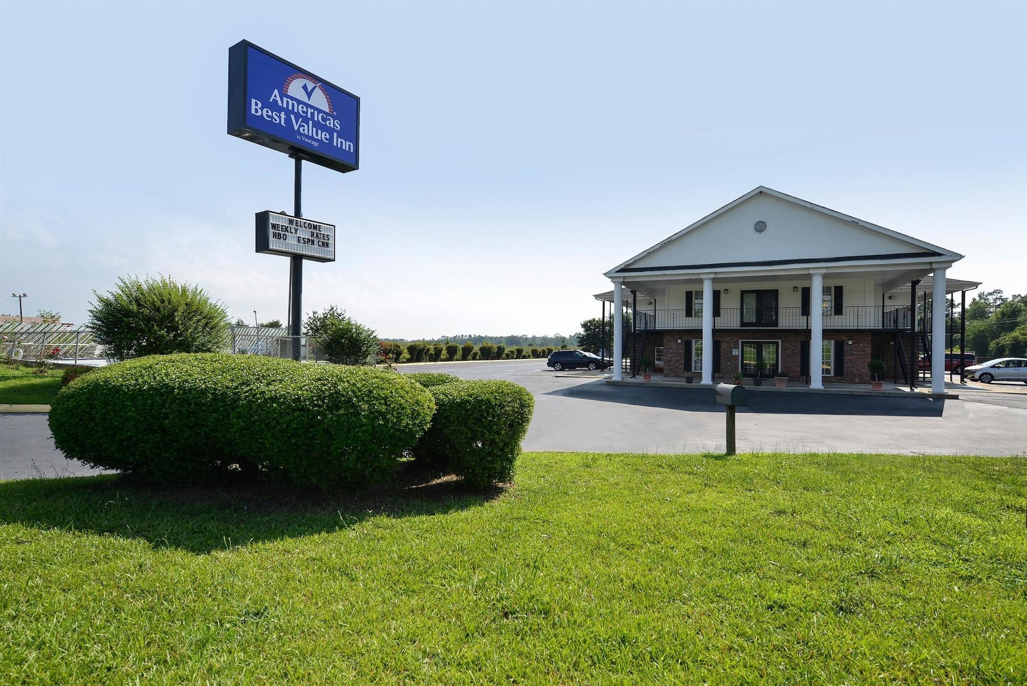 Varios Americas Best Value Inn Winnsboro, SC