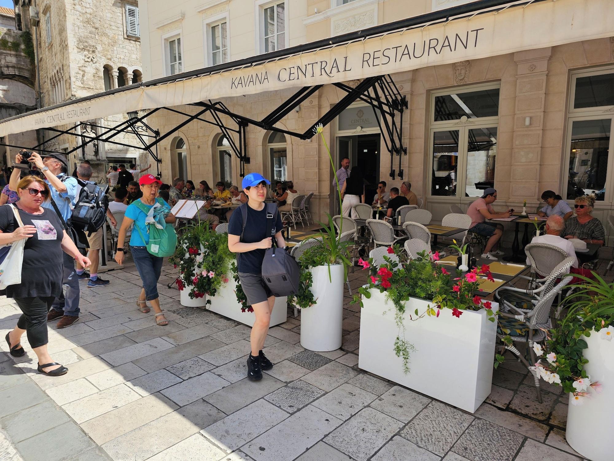 Restaurant Malena Palace Experience