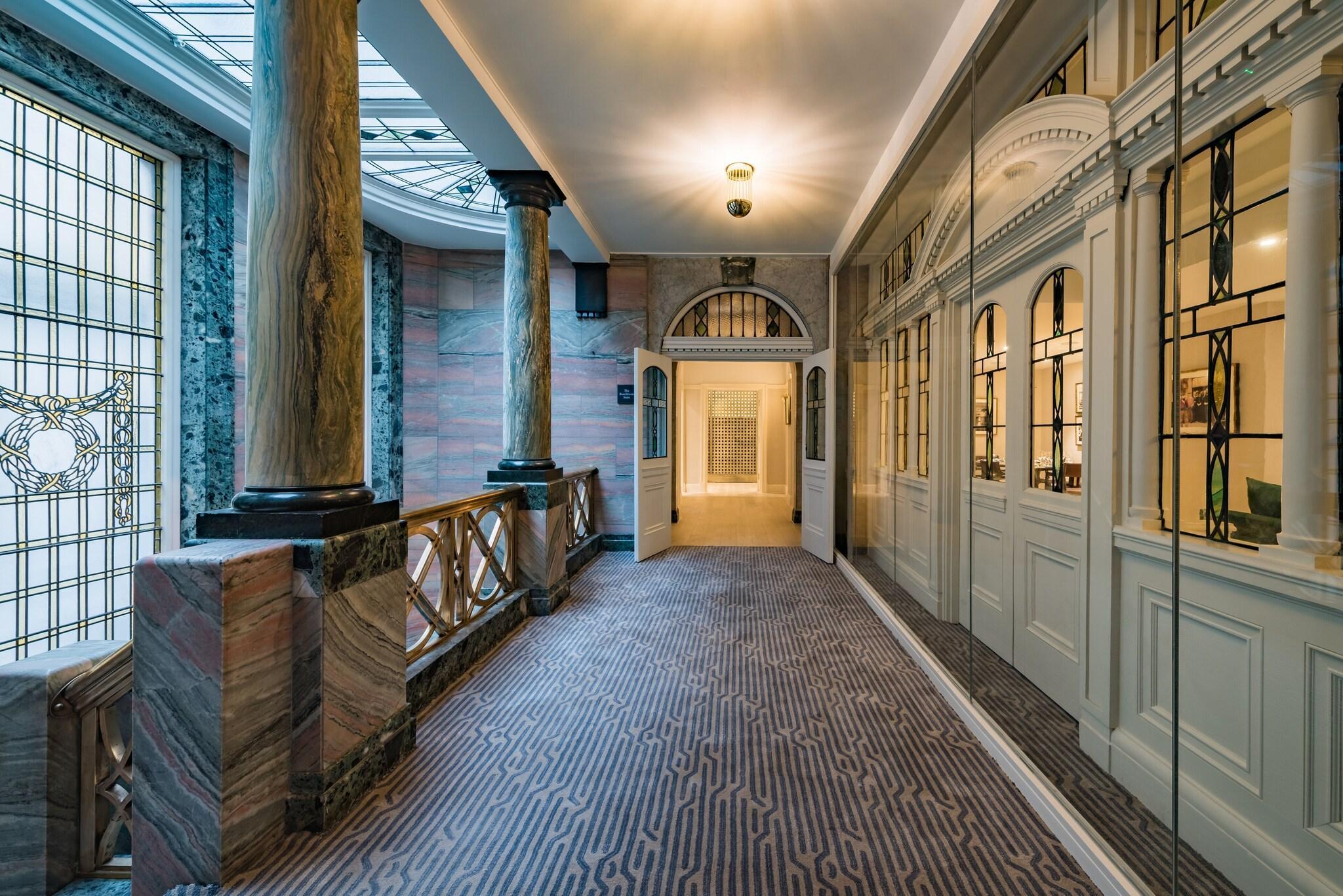 Vista Lobby Stock Exchange Hotel, Manchester, Autograph Collection