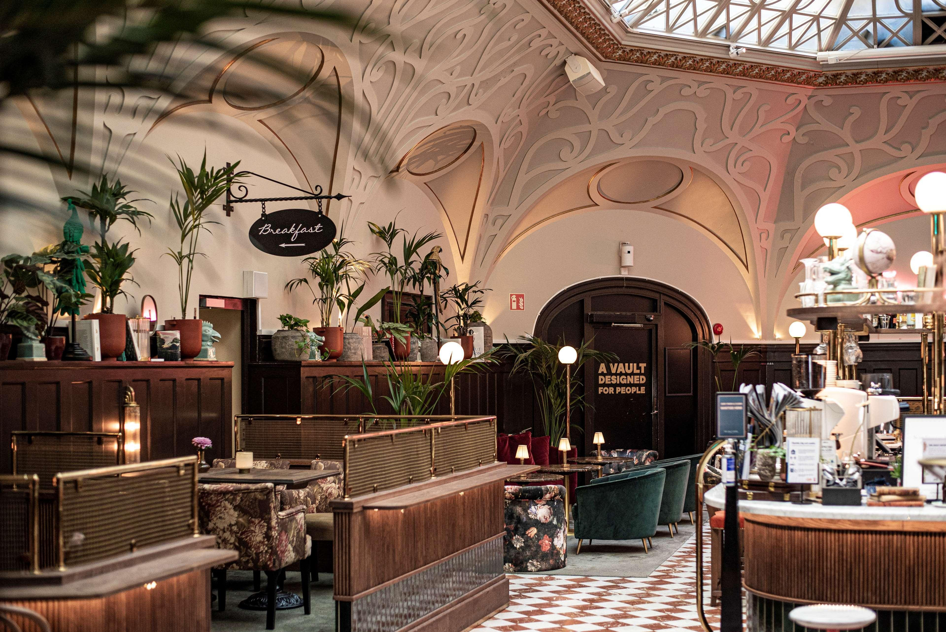 Vista Lobby The Vault Hotel