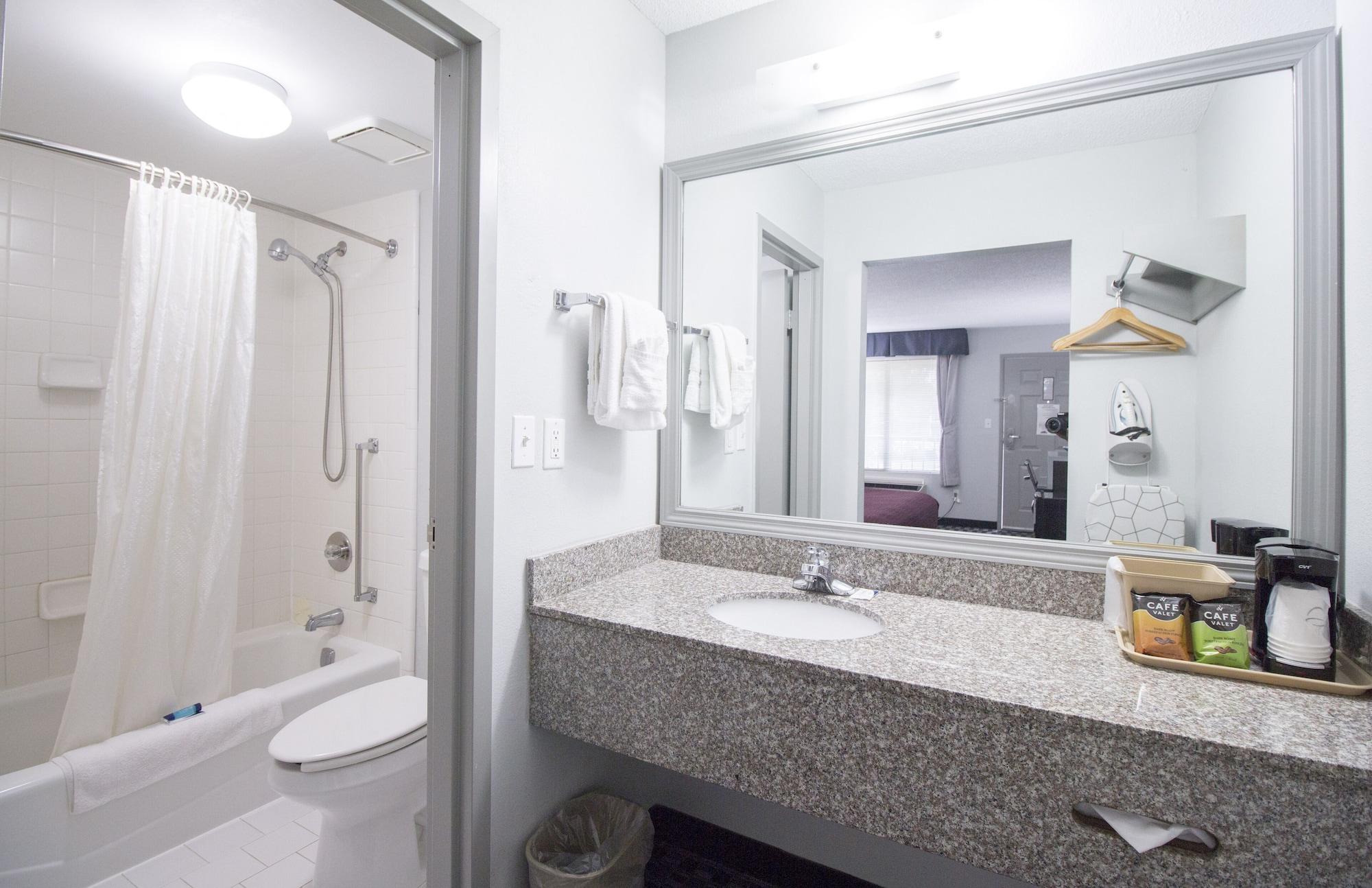 Equipamiento de Habitación Brick Lodge Atlanta/Norcross