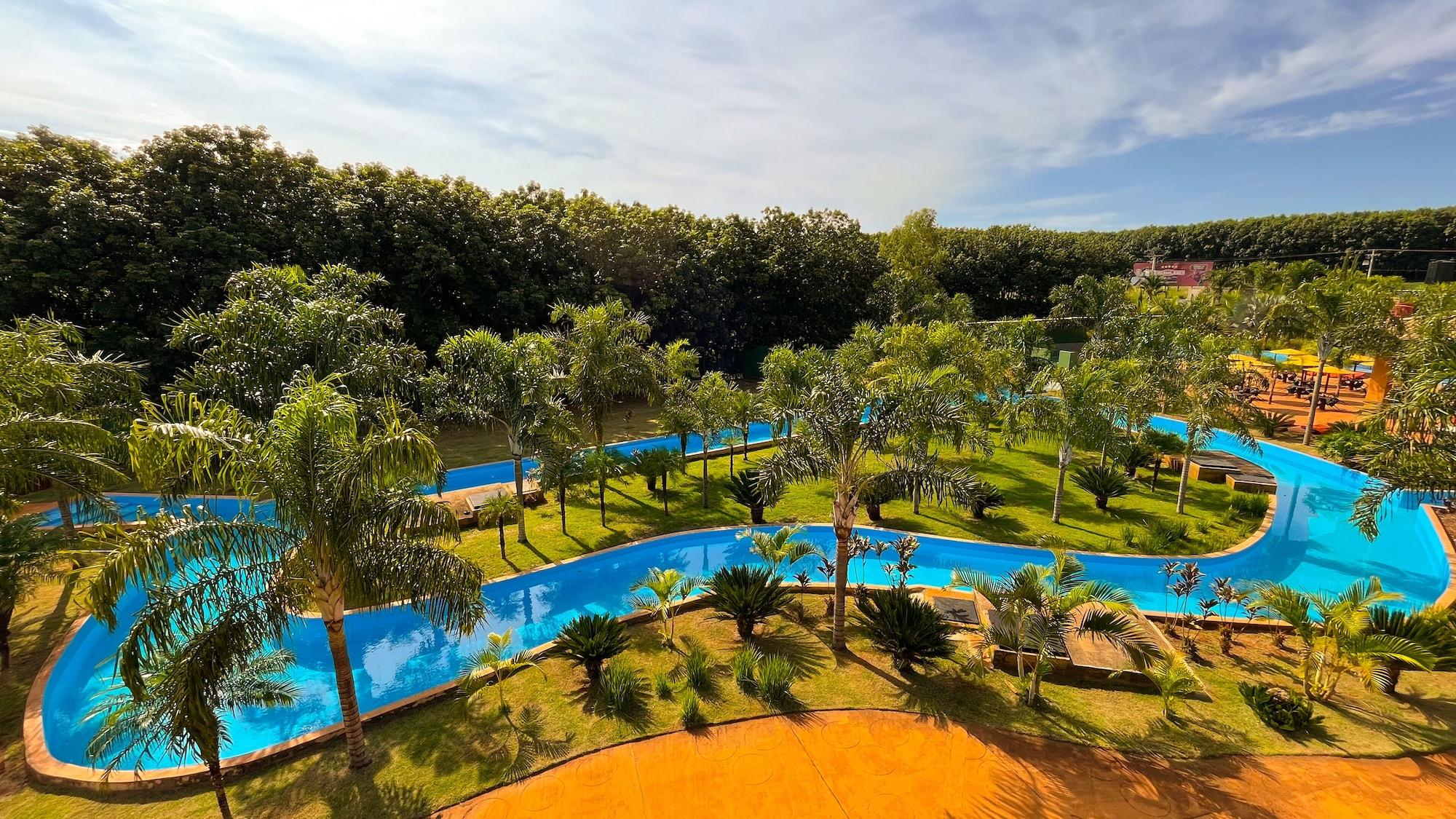 Vista da piscina Hotel Dolce Dulce