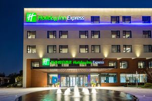 Alojamiento - Holiday Inn Express Shanghai Kangqiao by IHG