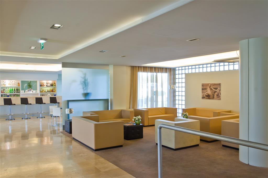 Vista Lobby Hotel Roma Tor Vergata