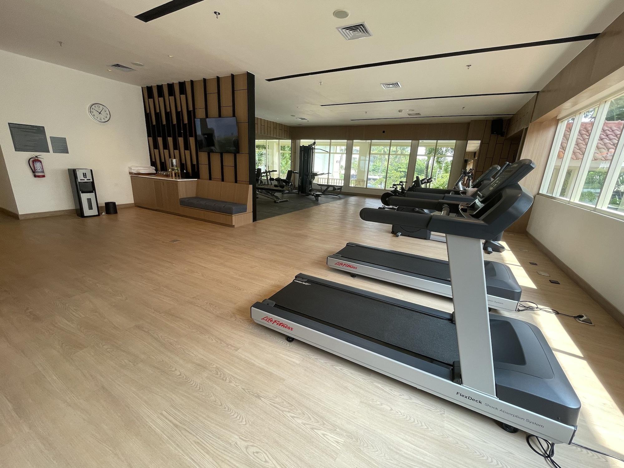 Gimnasio Sheraton Jakarta Soekarno Hatta Airport