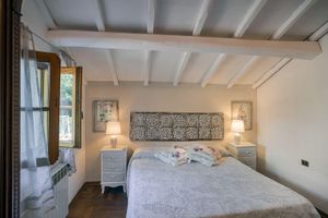 Alquiler Vacacional - Fioraie villa with pool and breathtaking views for 6 people