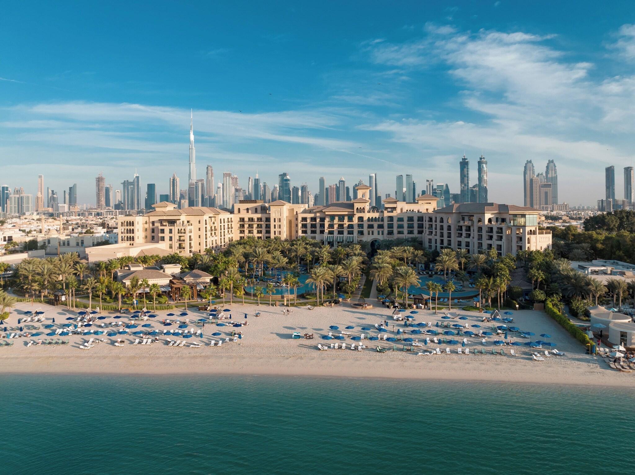 Vista Exterior Four Seasons Resort Dubai at Jumeirah Beach